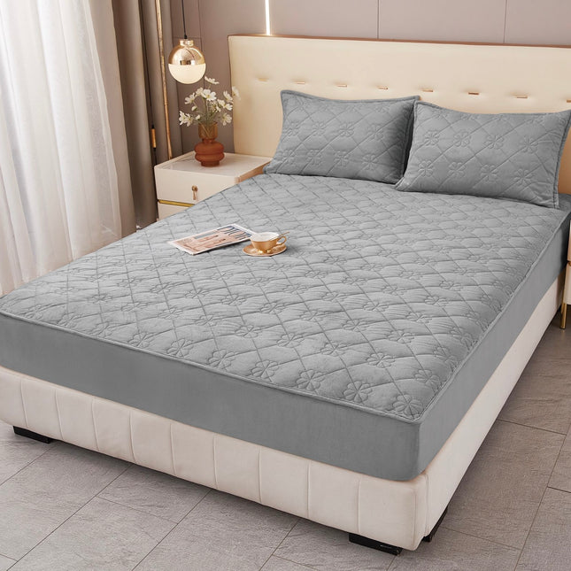 Husă / Topper saltea cu elastic+două feţe de pernă 180x200 cm Cod: TPF102