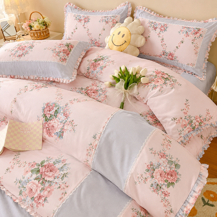 Lenjerie DELUXE din Bumbac Soft Touch cu volănașe Cod: FB55