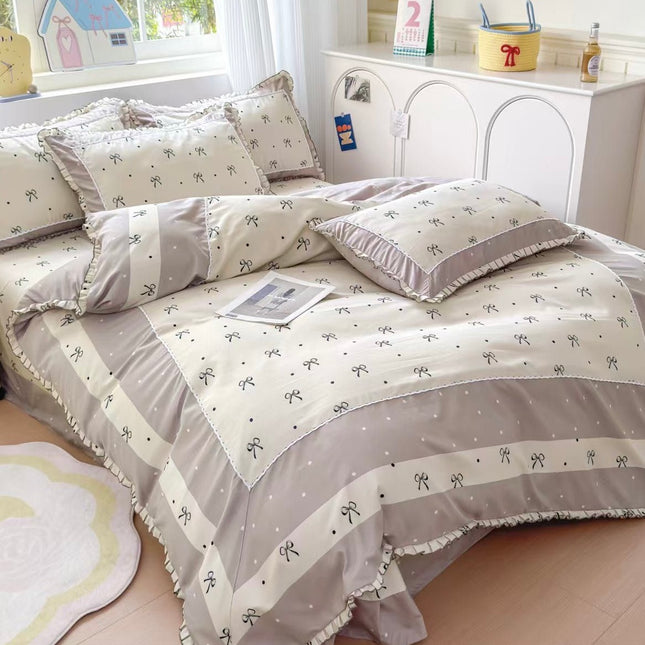 Lenjerie DELUXE din Bumbac Soft Touch cu volănașe Cod: FB62