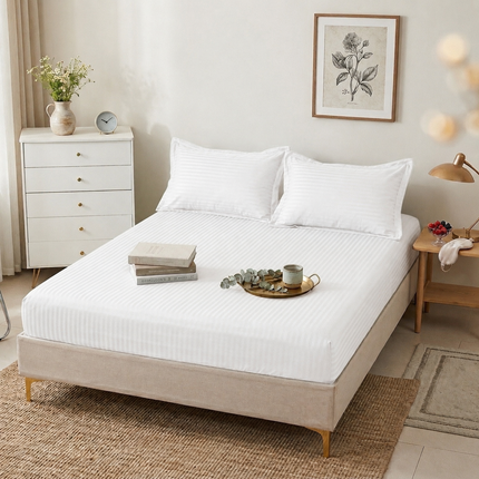 Husă de pat cu elastic din Damasc + 2 Fețe de Pernă, 180x200, Cod: DRM102