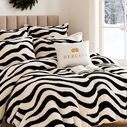 Set Premium Cocolino Zebra – Lenjerie Plușată cu Elastic (4 Piese), Cod: ZBC11