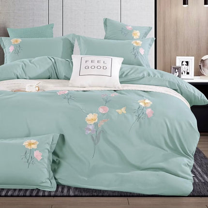 Lenjerie de Lux din Bumbac fin cu broderie, cearșaf cu elastic, 4 piese Cod: KHC2
