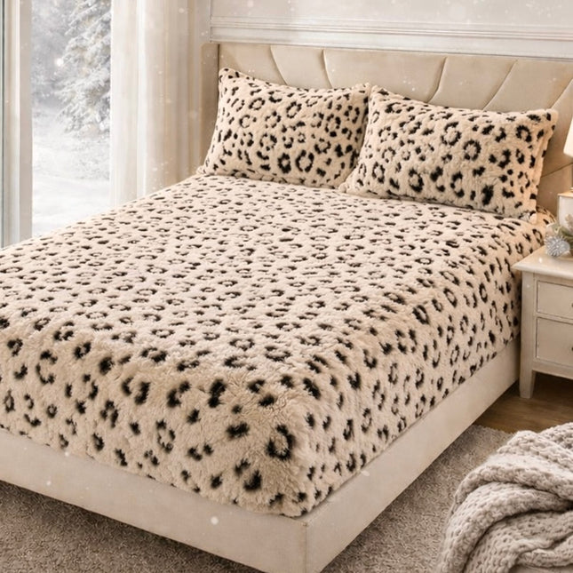 Husă de pat catifelată cu elastic + 2 fețe de pernă, Cod: HYC20