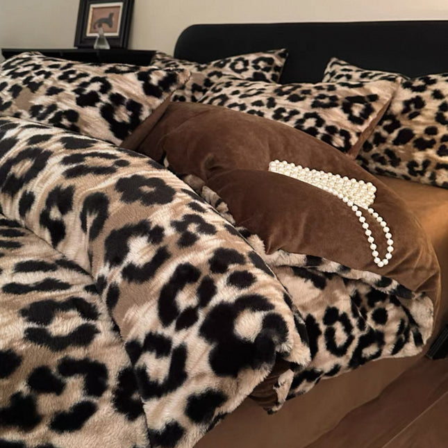 Set de Lux din blană de iepure artificială, 6 piese, cearșaf cu elastic Cod: BYE52