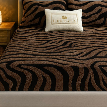 Husă de pat catifelată cu elastic + 2 fețe de pernă, Cod: HYC3