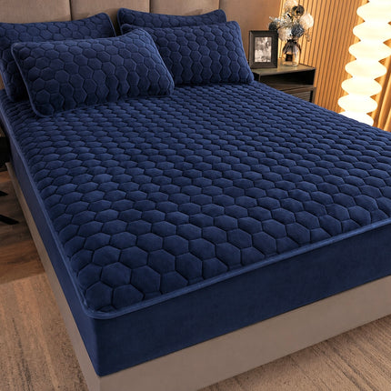 Set de pat Husă / Topper saltea cu elastic 180x200 cm Cod: TPK26