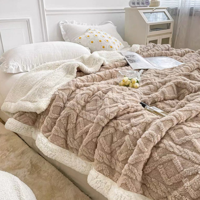 Patura Cocolino cu Blanita, Model Tricotat, Pat 2 Persoane, 200x230 cm, crem închis cod: EXP3