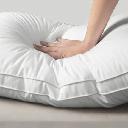 Pernă din puf siliconizat antialergic cu husă din bumbac și mătase– 50x70 cm Cod: PPSH2