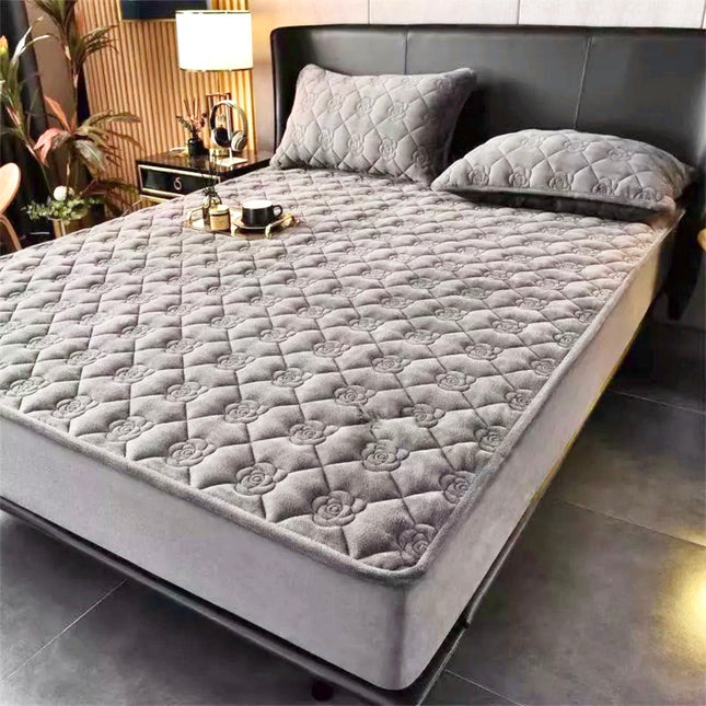 •Husă / Topper saltea cu elastic, gri deschis, 180x200 cm ,Cod: TPY809