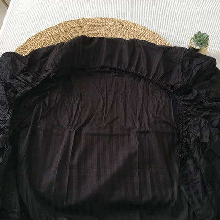 Lenjerie de Lux din Damasc Finetat Deluxe cu 6 piese-cearșaf de pat cu elastic Cod: DAE7