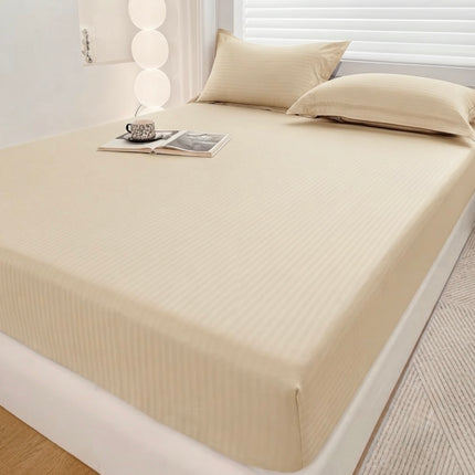 Husă de pat cu elastic tip Damasc + 2 Fețe de Pernă, 180x200, Cod: DRM103