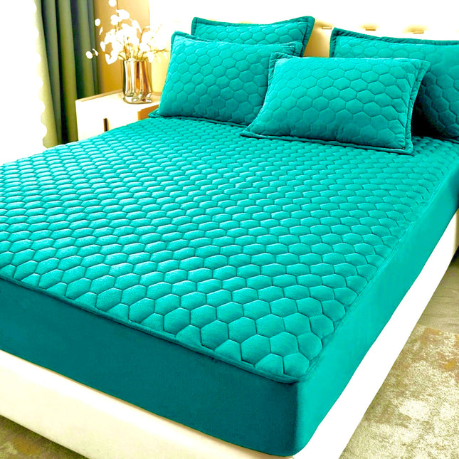 Set de pat Husă / Topper saltea cu elastic 140x200 cm Cod: TPP910