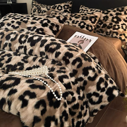 Set de Lux din blană de iepure artificială, 6 piese, cearșaf cu elastic Cod: BYE52