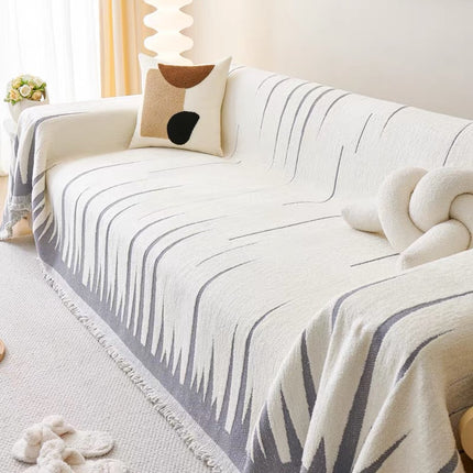 Cuvertură Chenille Premium – Alb cu Gri, Model Modern cu Linii Abstracte | 180 × 260 cm, Cod: PRMV30
