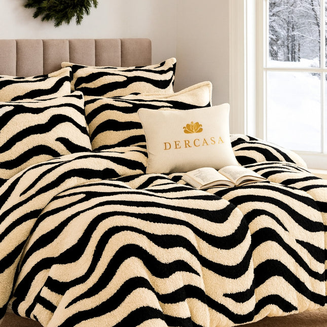 Set Premium Cocolino Zebra – Lenjerie Plușată cu Elastic (4 Piese), Cod: ZBC10