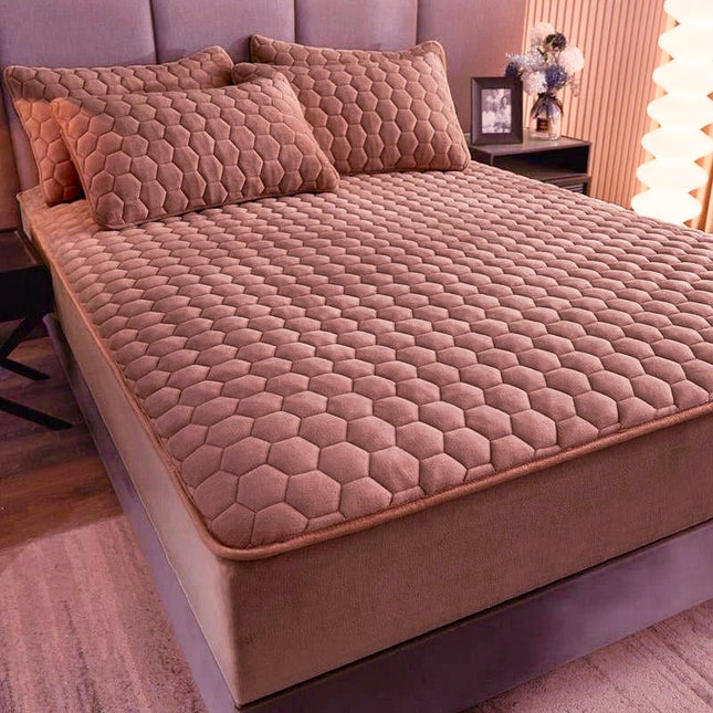 Set de pat Husă / Topper saltea cu elastic 140x200 cm Cod: TPP909