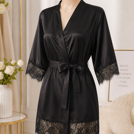 Halat Damă Satinat cu Dantelă – Elegant și Rafinat, Negru, Cod: LUXE5