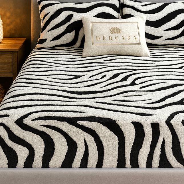 Husă de pat catifelată cu elastic + 2 fețe de pernă, Cod: HYC8