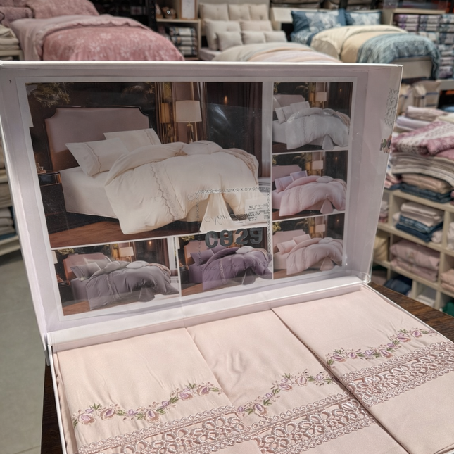 Set de Pat Luxury „Dantelă” și “Broderie”– P-H-005 Roz
