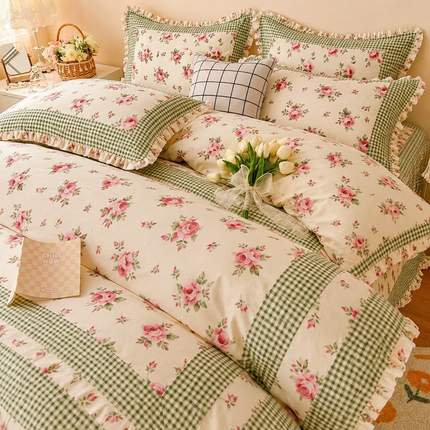 Lenjerie DELUXE din Bumbac Soft Touch cu volănașe Cod: FB29