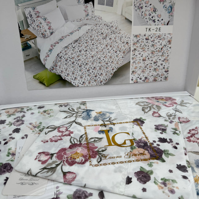Lenjerie de Pat Luxury „Dantelă și Petale” – TK-2E