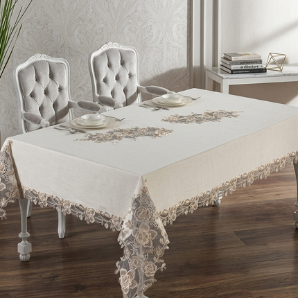 Față de masă tip in cu broderie – 160x220 cm – Eleganță și Protecție desăvârșită, Cod: FMPS18