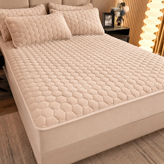 Set de pat Husă / Topper saltea cu elastic 180x200 cm Cod: TPK23