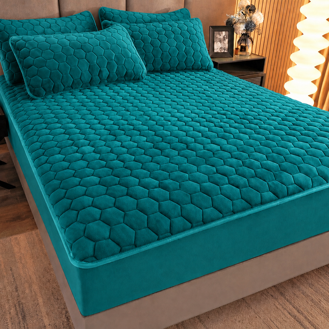 Set de pat Husă / Topper saltea cu elastic 180x200 cm Cod: TPK22