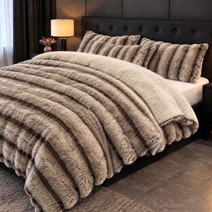 Pilotă premium din blăniță tip iepure, 200 × 230 cm + 2 fețe de pernă, Cod: BPR9