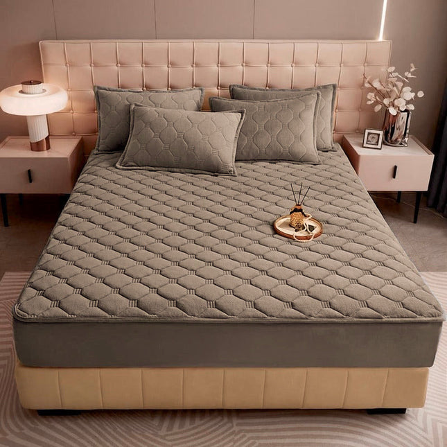 Husă / Topper saltea cu elastic, gri cafeniu, 180x200 cm Cod: TPC22