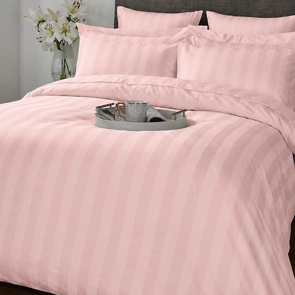 Lenjerie de Lux din Damasc Deluxe cu 6 piese-cearșaf de pat cu elastic Cod: DAE3