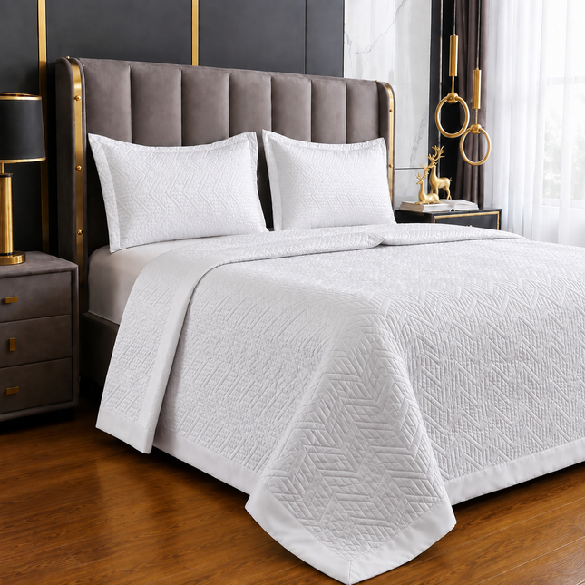 Cuvertură de Pat tip Saten Matlasată — Set 3 Piese, 200x230 cm, Cod: SAT003