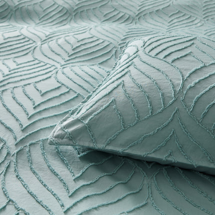 Lenjerie de pat eleganta 4 anotimpuri din broderie cu smocuri Cod: 4F18