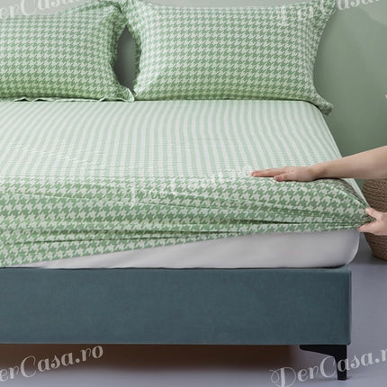 Lenjerie de Lux din Damasc Finetat Deluxe cu 6 piese-cearșaf de pat cu elastic(țesătură tip damasc) Cod: DAE91