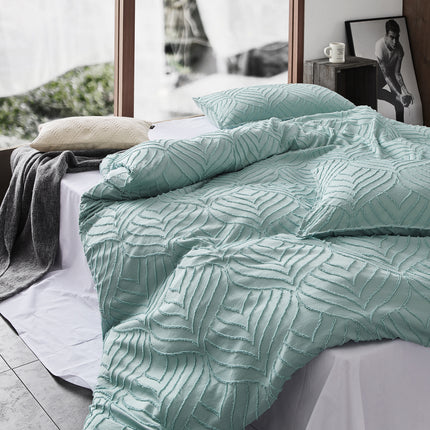 Lenjerie de pat eleganta 4 anotimpuri din broderie cu smocuri Cod: 4F18
