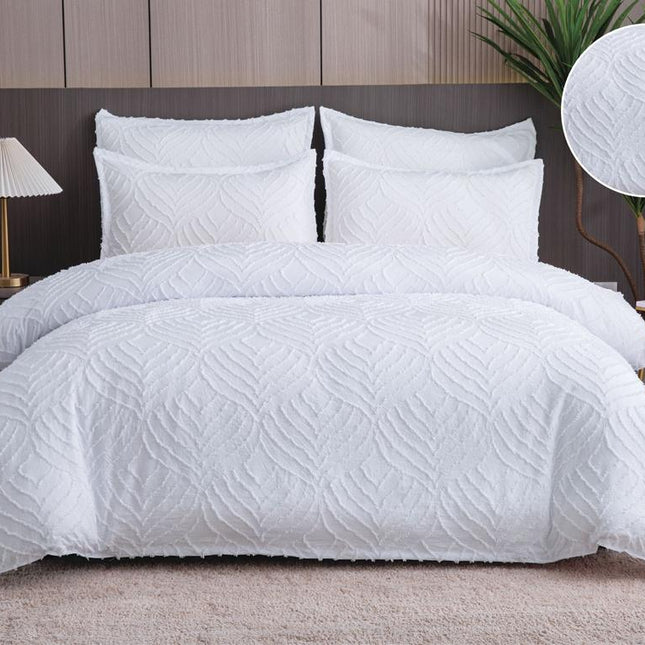 Lenjerie de pat eleganta 4 anotimpuri din broderie cu smocuri Cod: 4A3